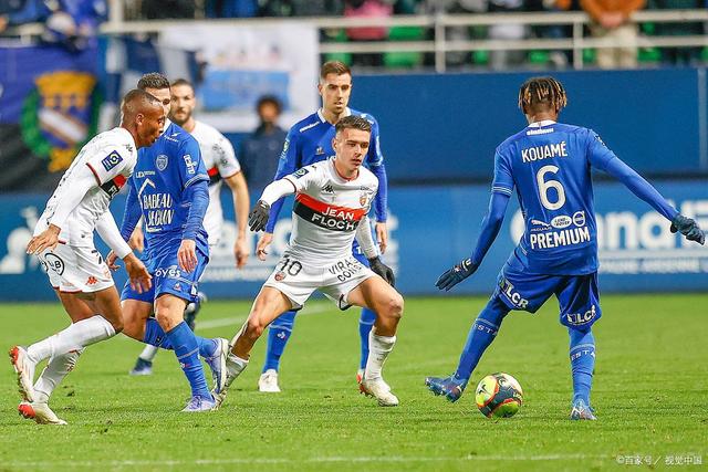 PG电子游戏-包含阿贾克斯客场大胜，晋级前景乐观的词条