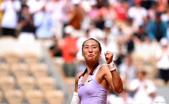 PG Soft Gaming-精彩七战四起，欧洲足球锦标赛惊险连连