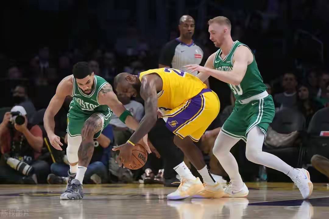 关于凯尔特人大胜独行侠,西部强队受辱的信息 关于凯尔特人大胜独行侠,西部强队受辱的信息