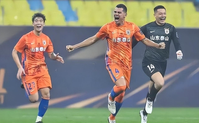 关于山东鲁能在主场战胜上海绿地申花,豪取三分的信息 关于山东鲁能在主场战胜上海绿地申花,豪取三分的信息