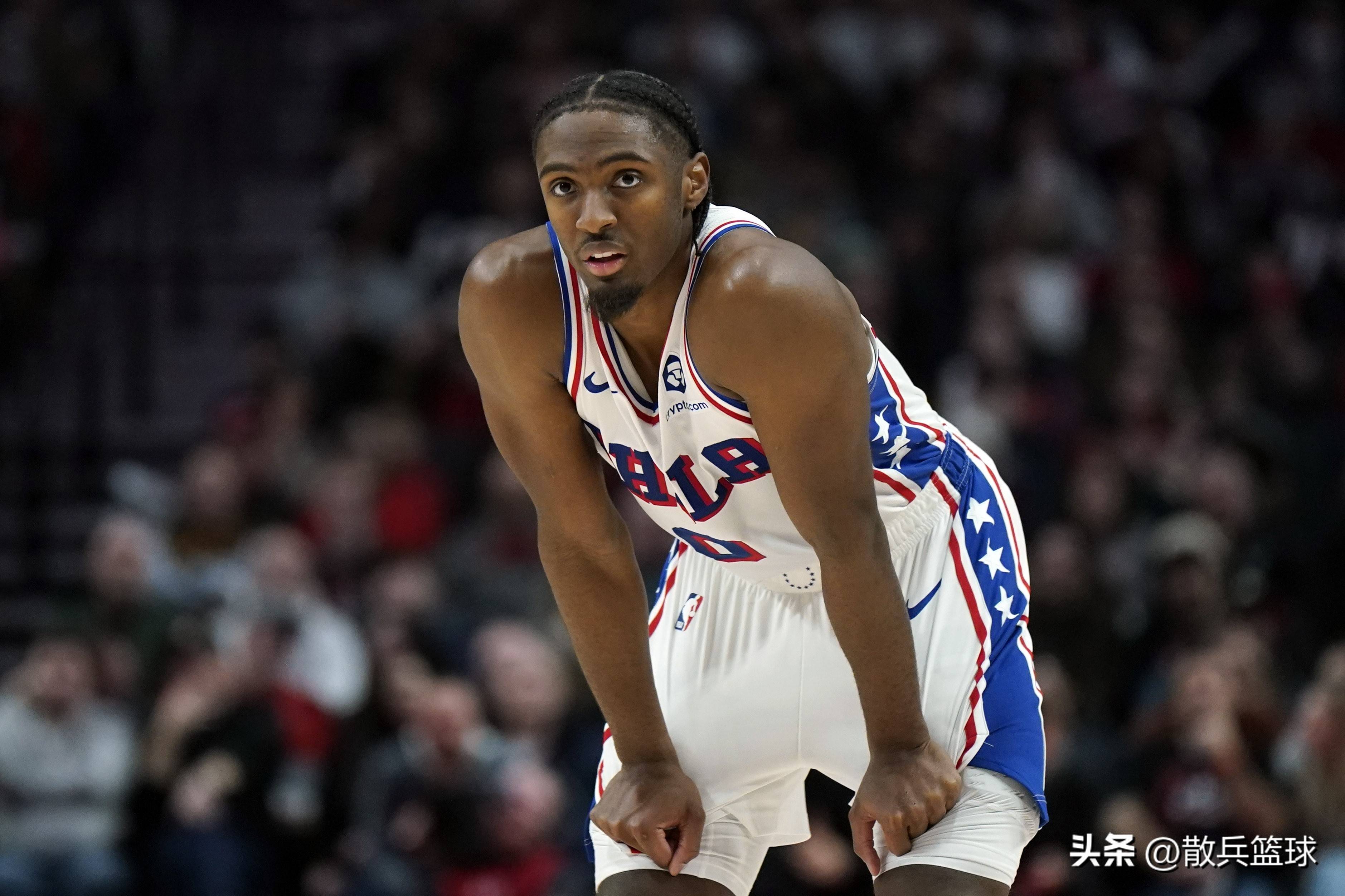 猛龙球员表现不俗,助队获得胜利 猛龙球员表现不俗,助队获得胜利