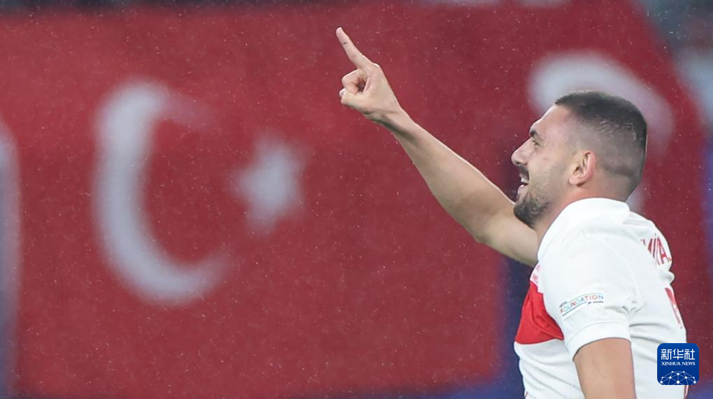 土耳其以-胜利摧毁法国在欧锦赛预选赛中 土耳其以-胜利摧毁法国在欧锦赛预选赛中
