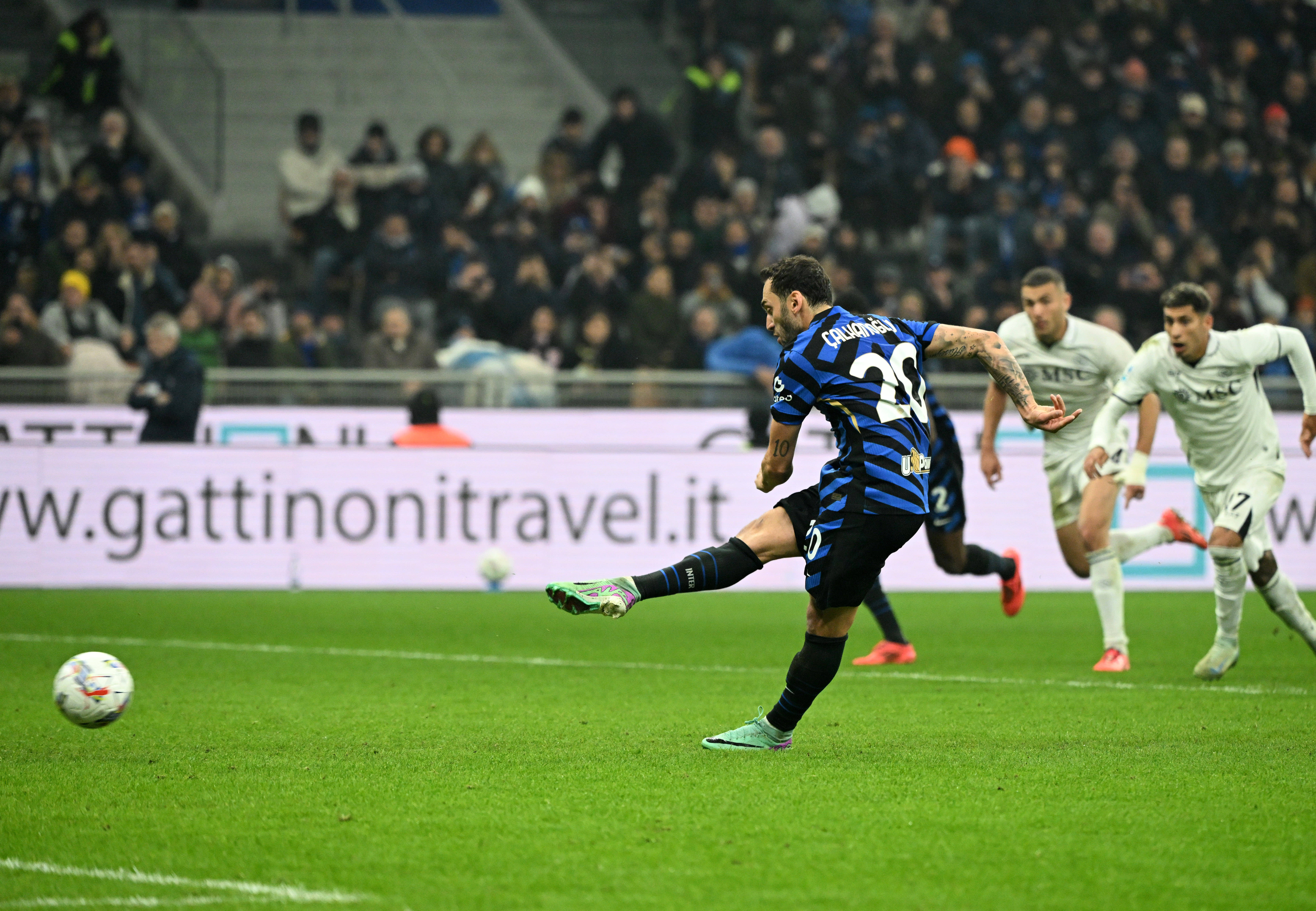 PG电子游戏-佛罗伦萨客场对决维罗纳，谁能取得胜利