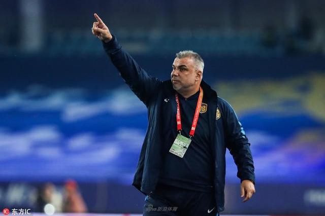 PG电子官网-关于苏宁遭遇客场失利，球队主帅谈及战术调整的信息