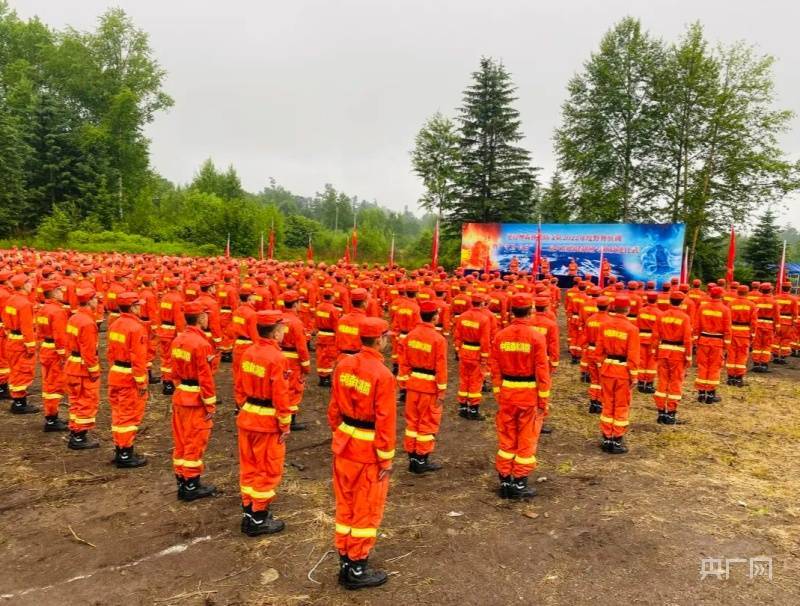 PG电子试玩官网-封闭训练开始！球队秘密备战，紧锣密鼓迎接挑战