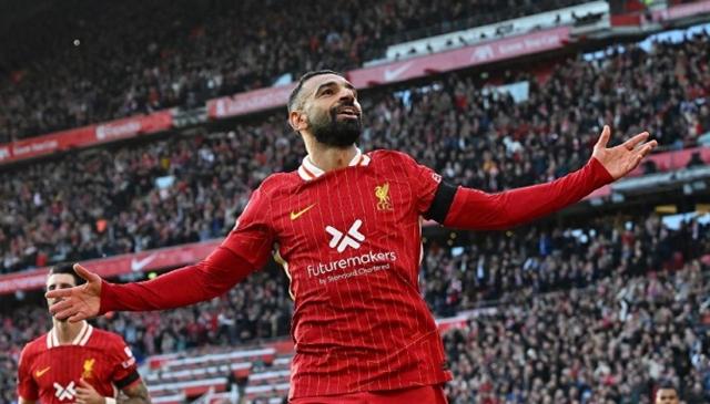 曼城连丢两球终究惜败，造成主场颗枣