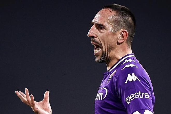 尤文图斯徘徊边缘,驰骋下一轮之路的简单介绍 尤文图斯徘徊边缘,驰骋下一轮之路的简单介绍