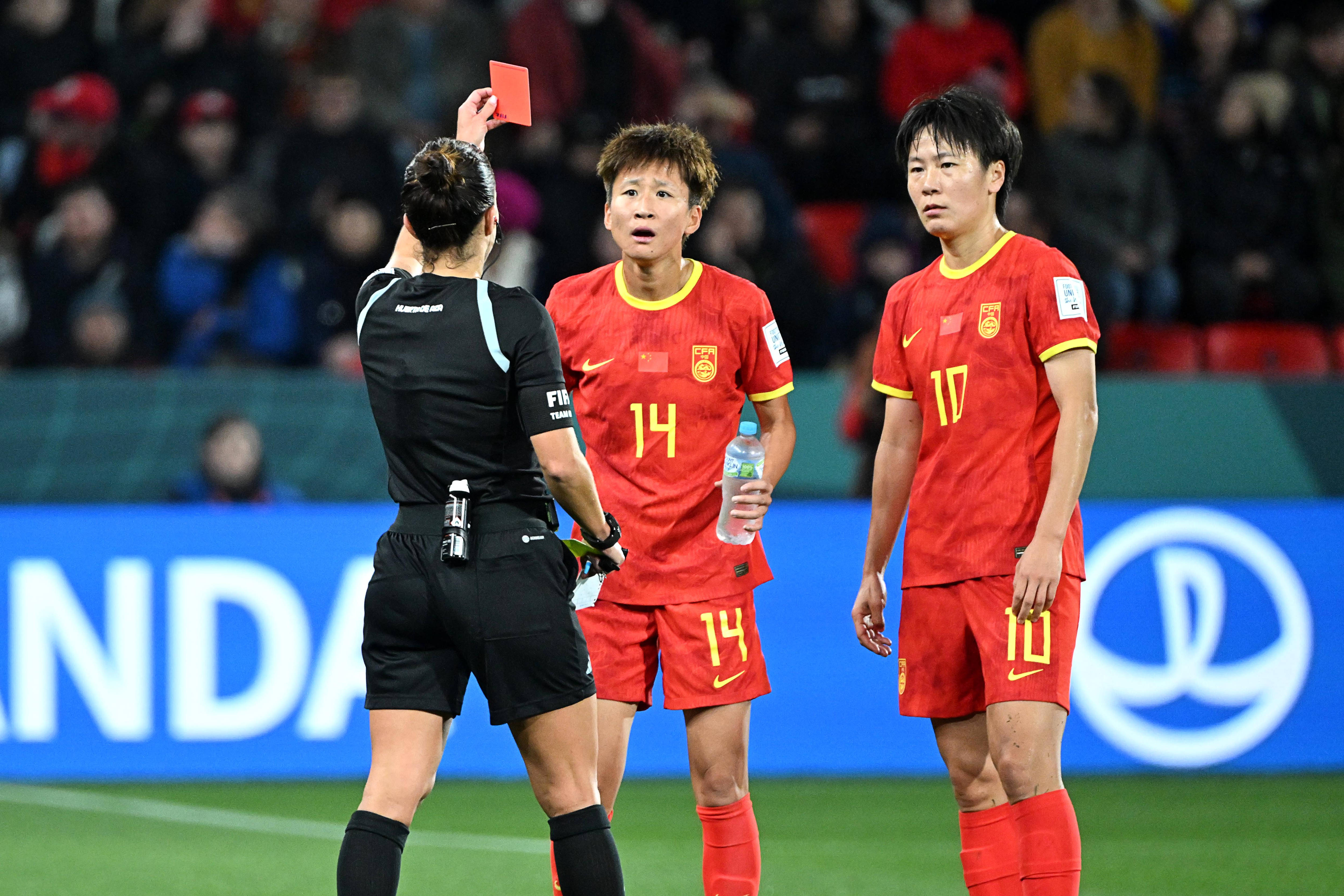 球场上的风云变幻,中国女足展现实力的简单介绍 球场上的风云变幻,中国女足展现实力的简单介绍