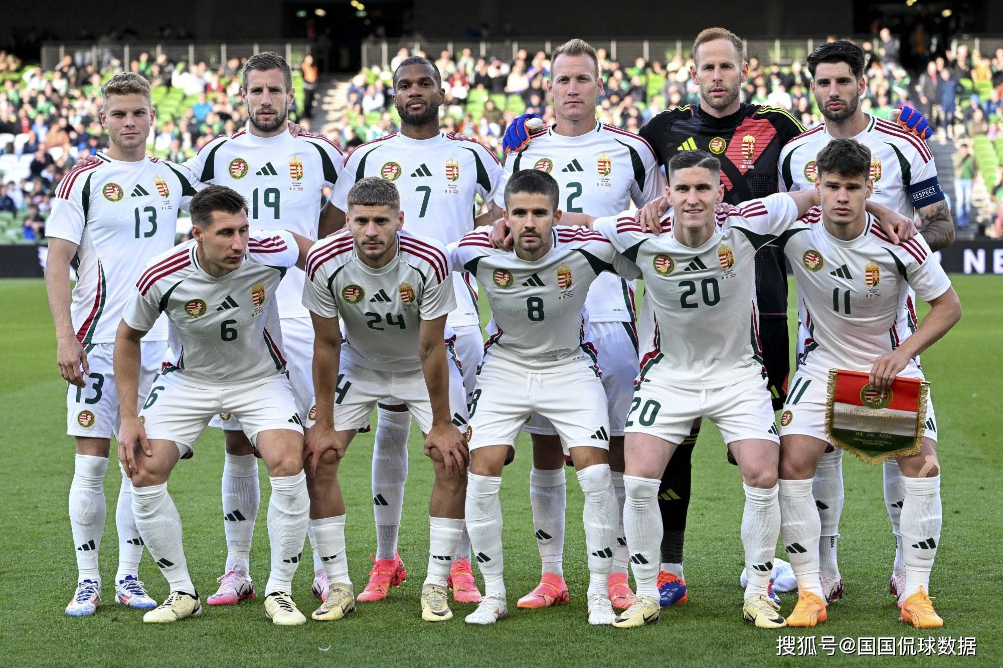 PG电子官方-欧洲杯预选赛第二阶段迎来巅峰对决，热血擂台