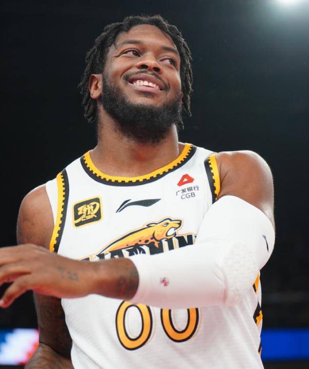 比利时客场轻松战胜摩尔多瓦,领跑小组 比利时客场轻松战胜摩尔多瓦,领跑小组