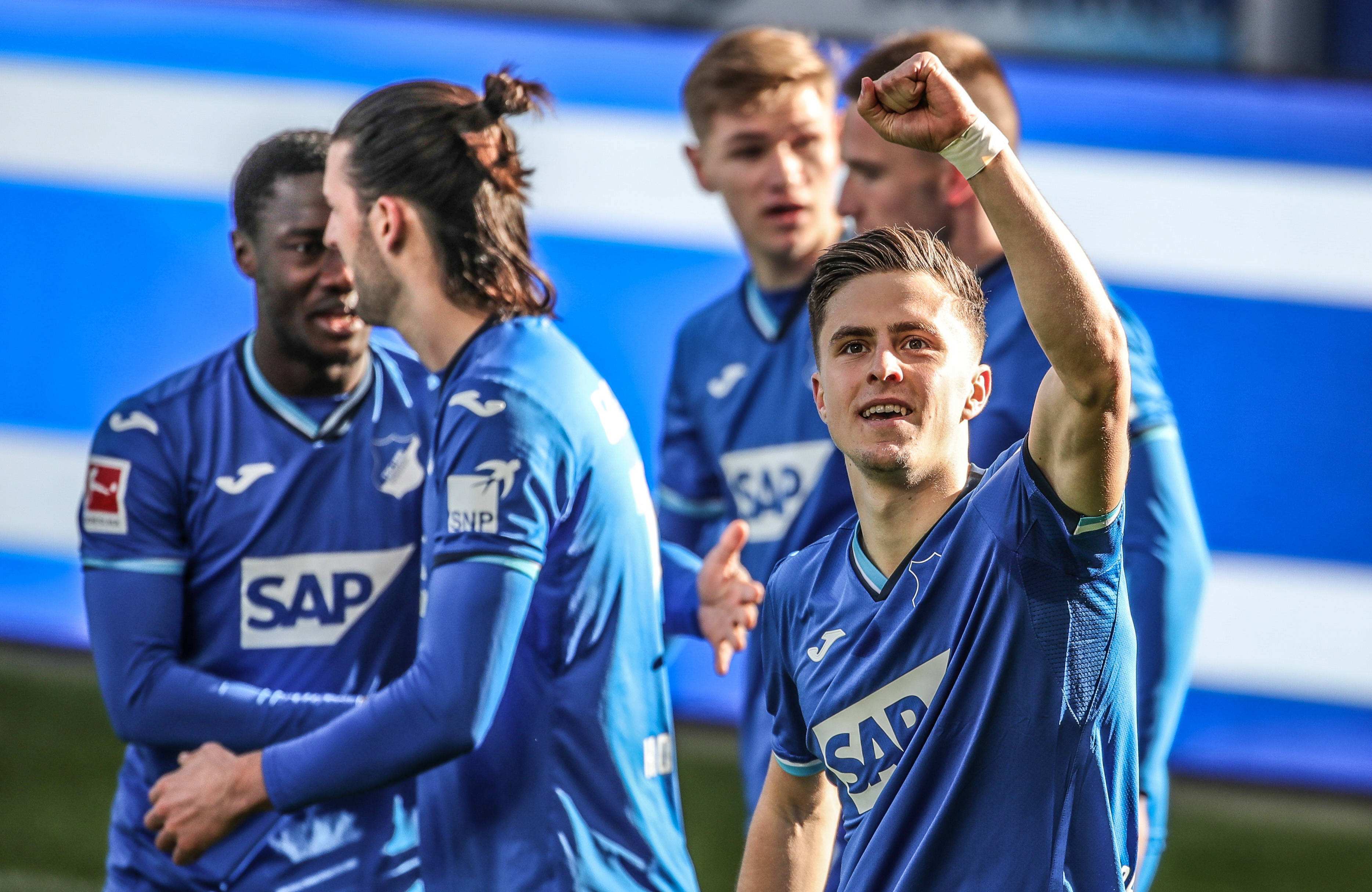 集合全明星阵容,霍芬海姆冲击榜首位置 集合全明星阵容,霍芬海姆冲击榜首位置