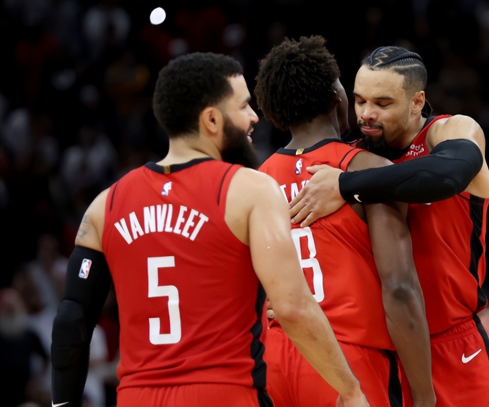 火箭屠杀掘金,继续领跑西部的简单介绍 火箭屠杀掘金,继续领跑西部的简单介绍