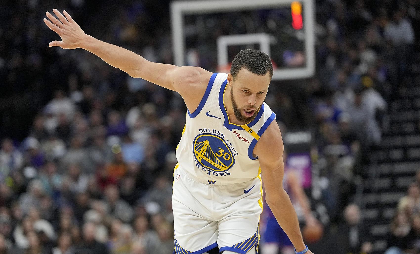 PG Soft Gaming-勇士主场战胜湖人，库里独得40分