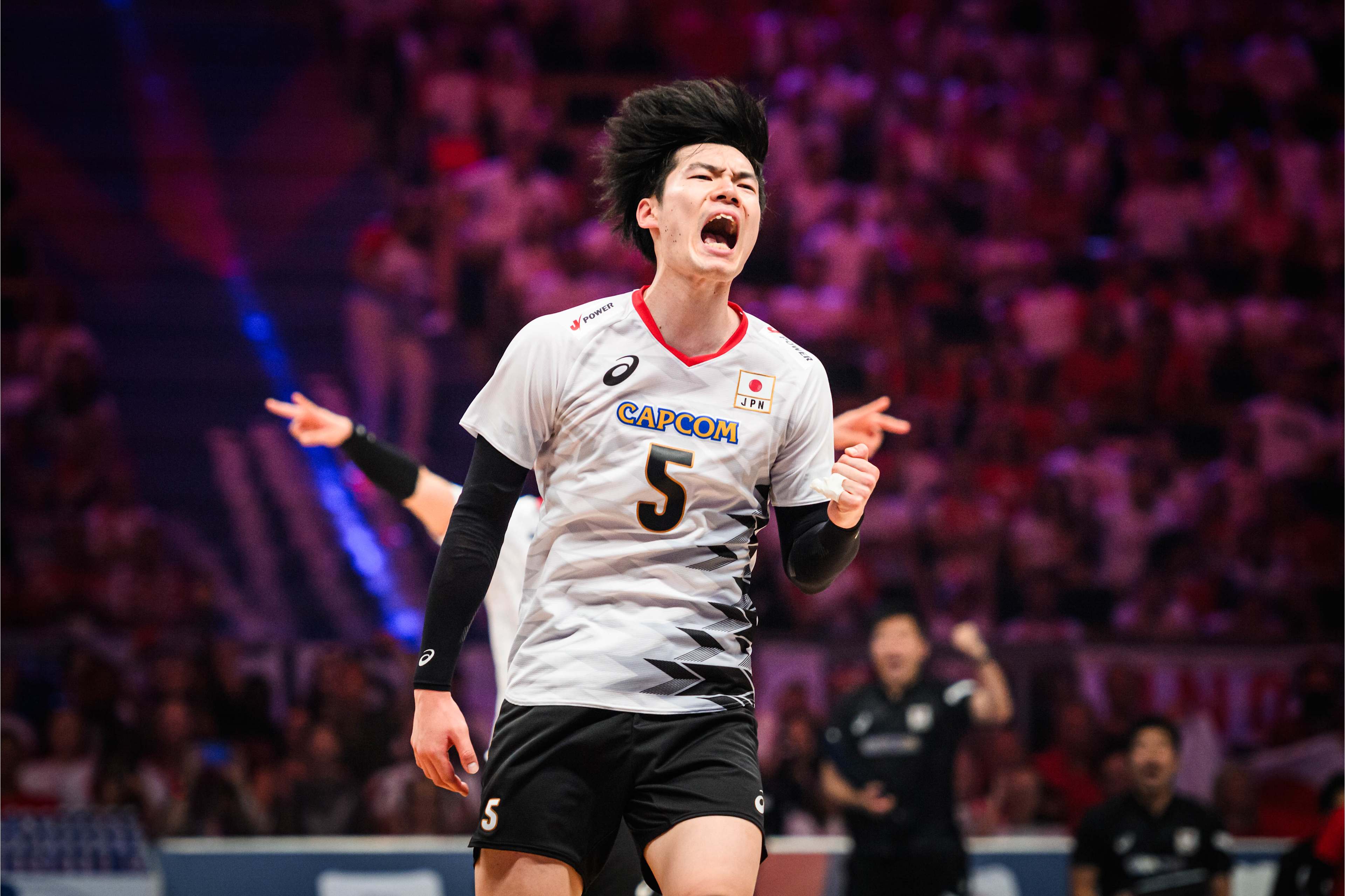 斯洛文尼亚队成功逆袭,力拔头筹 斯洛文尼亚队成功逆袭,力拔头筹