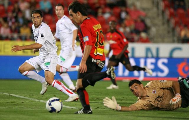 格拉纳达主场胜巴列卡诺,取得关键三分! 格拉纳达主场胜巴列卡诺,取得关键三分!