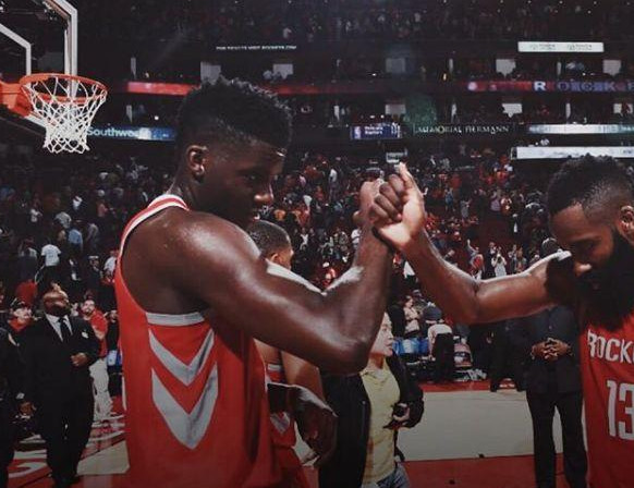 PG电子线上登入-包含灰熊鏖战尼克斯，周琦惊艳四座的词条