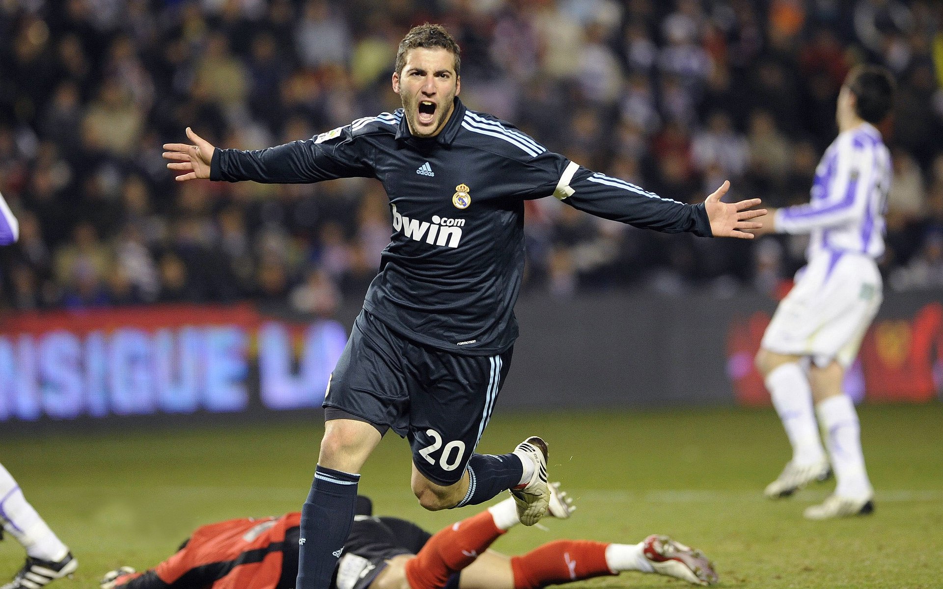 当红预警！乌克兰新核弹头阿克，用火力美学肢解法甲豪门摩纳哥