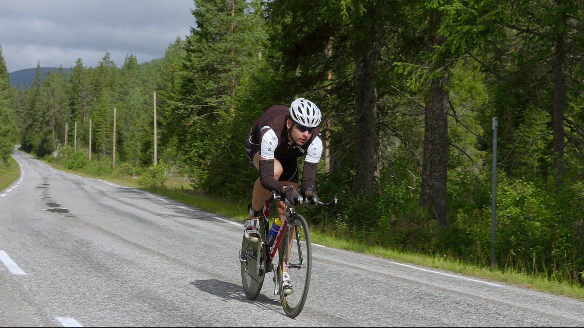 奥运烽火之外，国际米兰斩落切尔西的战术博弈与时代启示