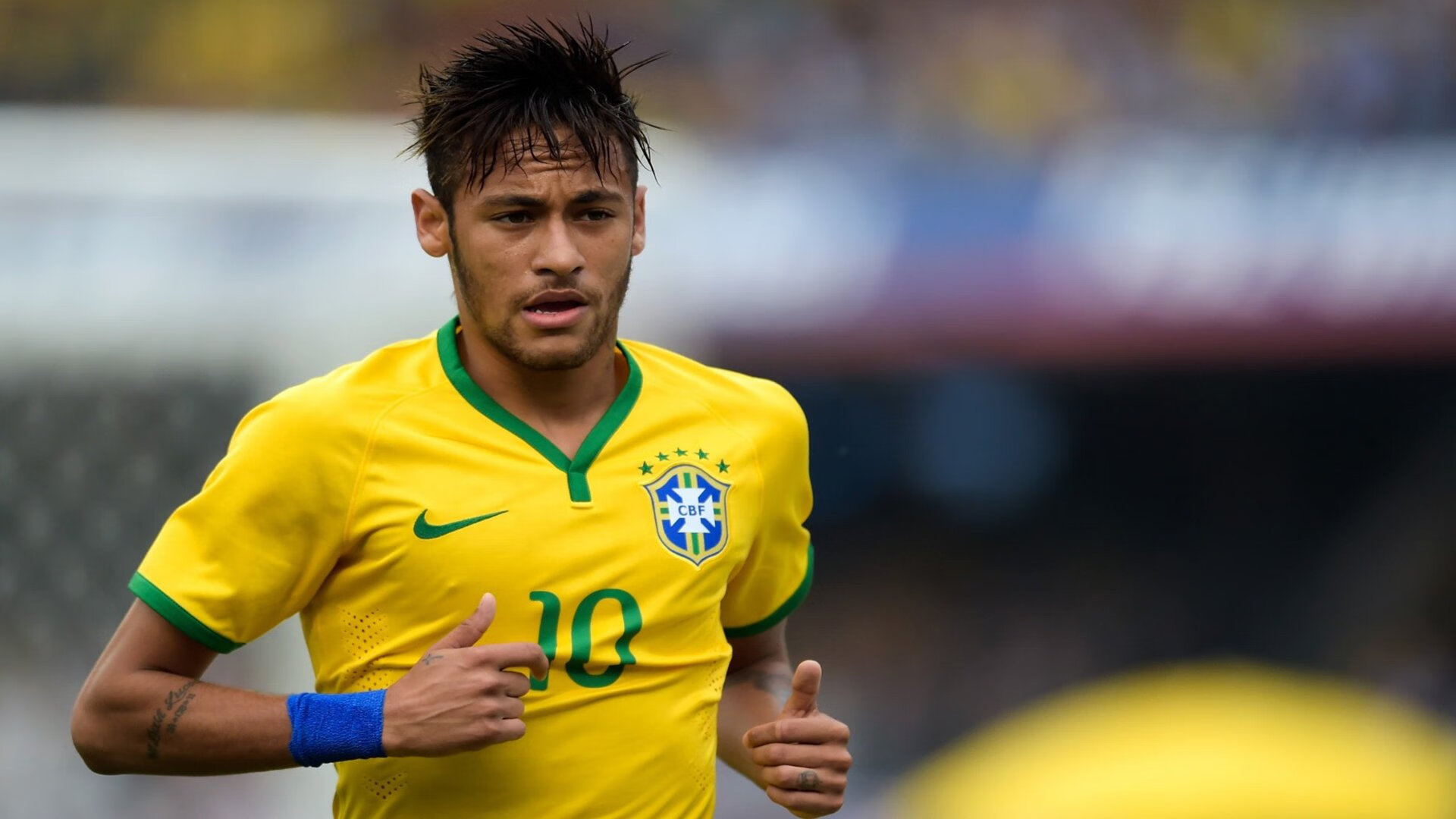 数据统治力，哥伦比亚的科技足球与莱万的个人交响